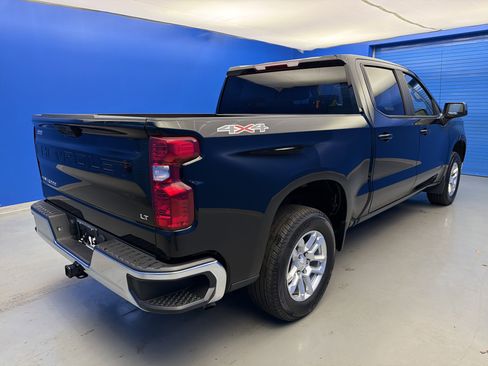Used 2025 Chevrolet Silverado 1500 LT image 7