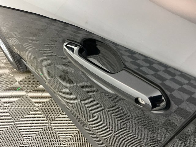 Used 2019 Toyota RAV4 LE w/ All Weather Liner Package AWD/4WD image 11