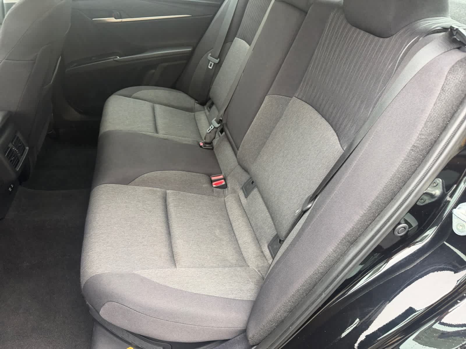 Used 2025 Toyota Camry LE FWD image 18