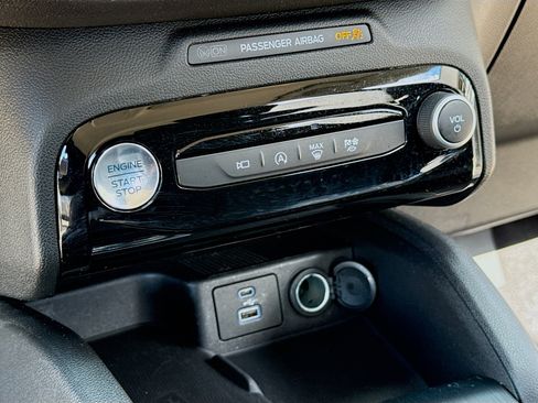 Used 2023 Ford Escape Active w/ Tech Pack #2 AWD/4WD image 10