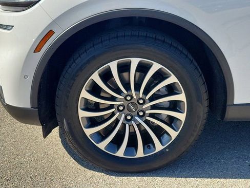 Certified 2024 Lincoln Aviator Reserve w/ Equipment Group 201A RWD image 8