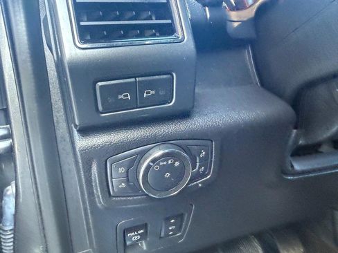 Used 2020 Ford F150 XLT w/ Equipment Group 302A Luxury image 19