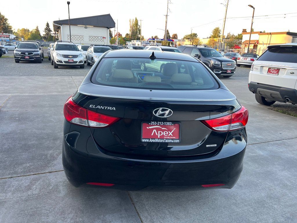 Used 2011 Hyundai Elantra Limited FWD image 6