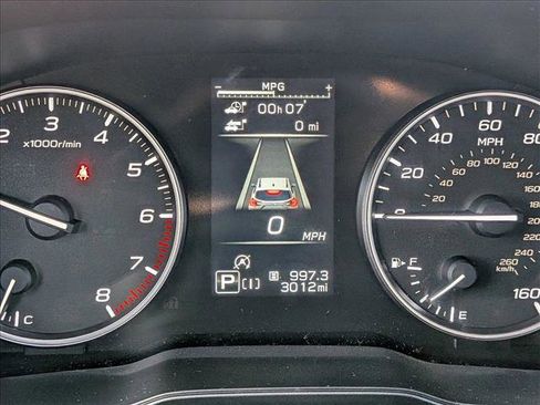 Certified 2025 Subaru Crosstrek 2.0i Premium AWD/4WD image 12