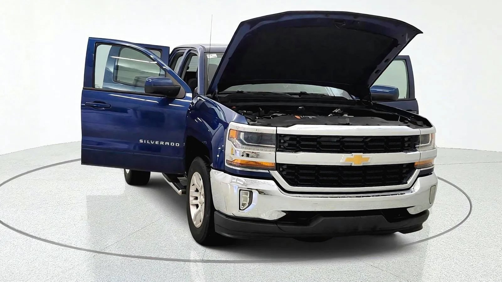 Used 2017 Chevrolet Silverado 1500 LT w/ All Star Edition AWD/4WD image 12