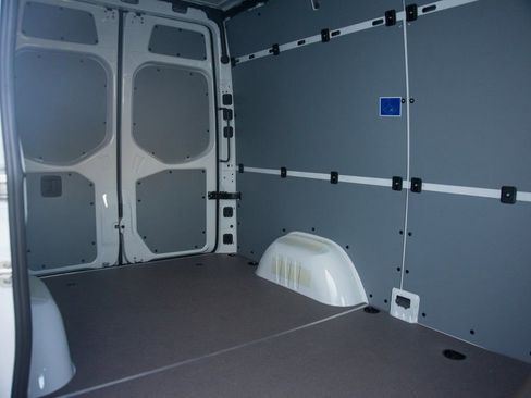 Used 2024 Mercedes-Benz Sprinter 144 Cargo image 35