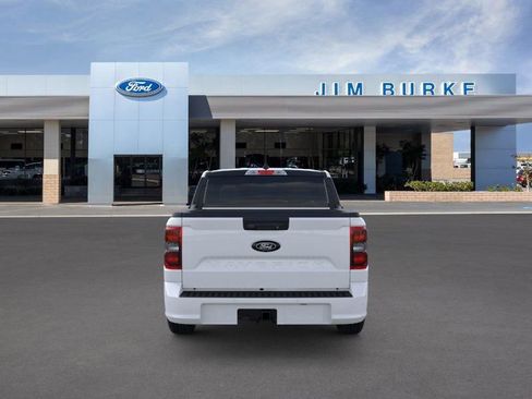 New 2025 Ford Maverick Lobo image 5