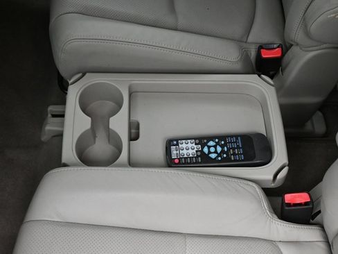 Used 2008 MAZDA MAZDA5 Grand Touring FWD image 24