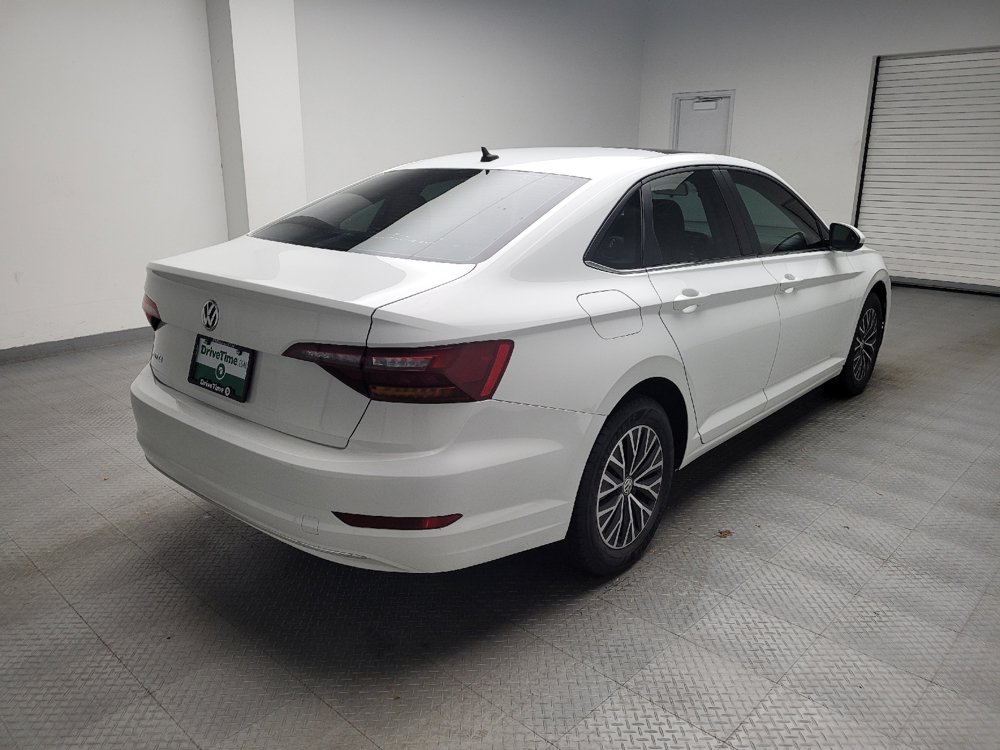 Used 2019 Volkswagen Jetta SE w/ Cold Weather Package FWD image 9