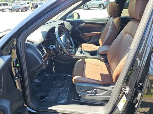 Used 2019 Audi Q5 2.0T Premium Plus AWD/4WD image 3