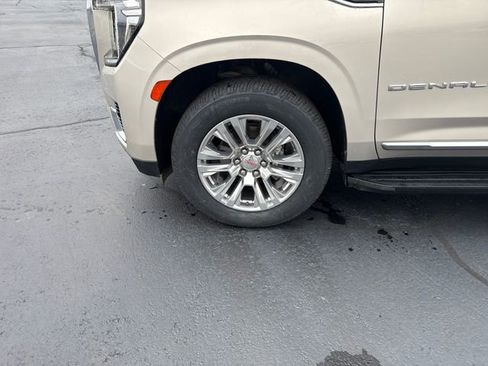 Used 2021 GMC Yukon Denali image 24