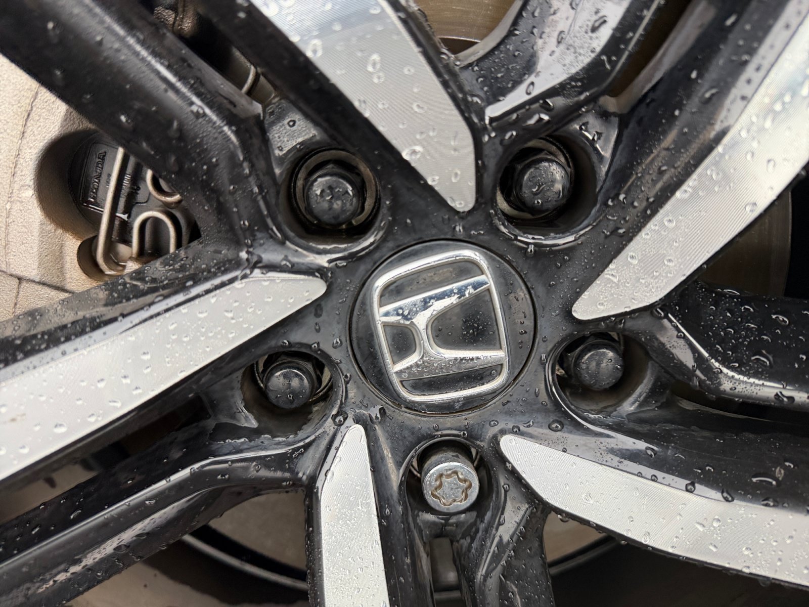 Used 2018 Honda Accord Sport image 32