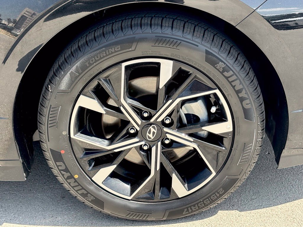 Used 2025 Hyundai Sonata SEL FWD image 26