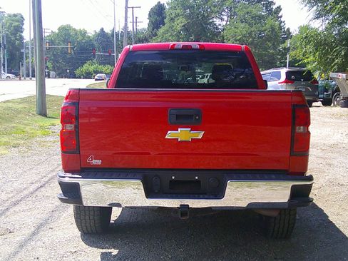 Used 2018 Chevrolet Silverado 1500 LT w/ All Star Edition image 10