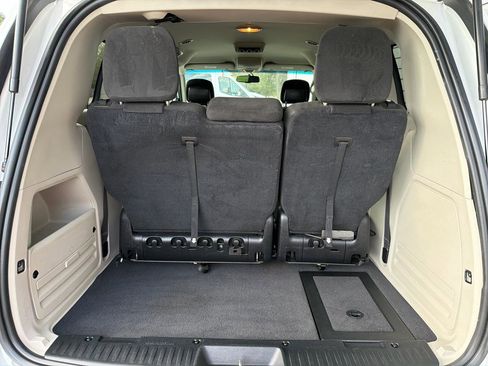 Used 2016 Dodge Grand Caravan SE w/ Quick Order Package 29E SE image 40