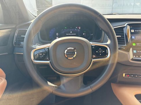 Certified 2025 Volvo XC90 T8 Ultra w/ Protection Package Premier image 17