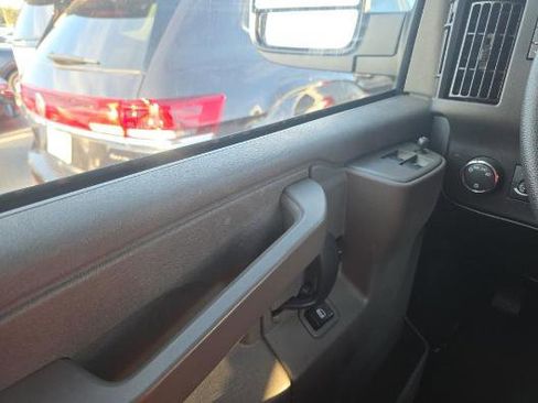 Used 2023 Chevrolet Express 3500 LT w/ LT Preferred Equipment Group RWD image 22