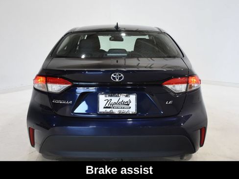 Used 2024 Toyota Corolla LE FWD image 5