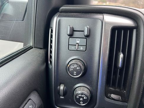 Used 2015 Chevrolet Silverado 1500 LTZ Z71 w/ LTZ Plus Package image 13