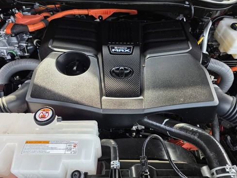 Used 2025 Toyota Tundra Platinum image 20