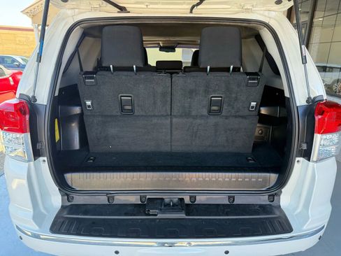 Used 2011 Toyota 4Runner SR5 image 19