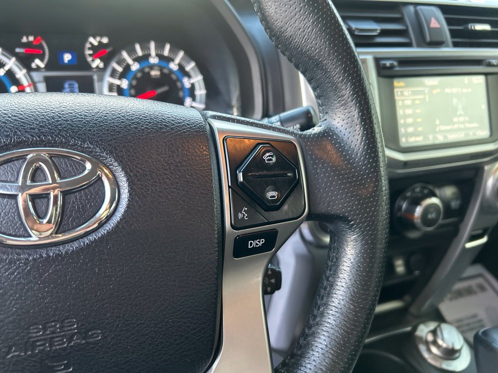 Used 2016 Toyota 4Runner SR5 AWD/4WD image 26