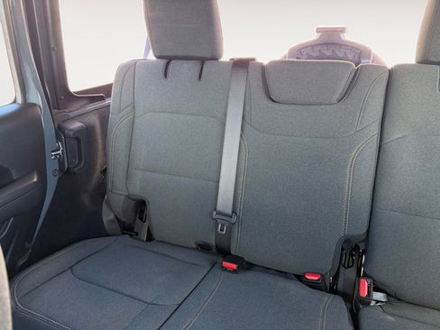 Used 2024 Jeep Wrangler Sport image 13