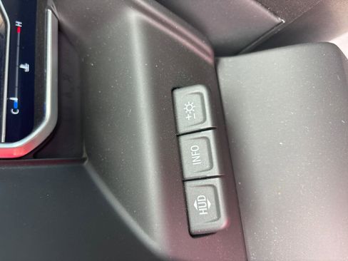 Used 2024 GMC Sierra 2500 Denali w/ Denali Reserve Package image 17