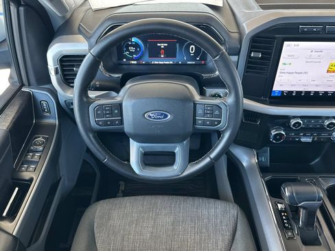 Used 2023 Ford F150 Lightning XLT AWD/4WD image 13