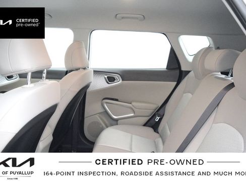 Certified 2025 Kia Soul LX FWD image 13