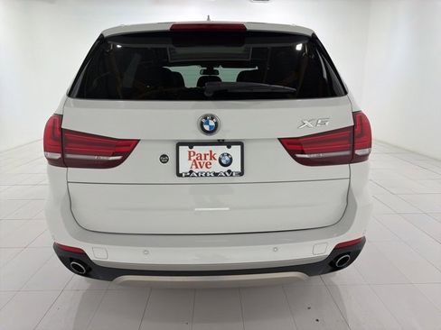 Used 2017 BMW X5 xDrive35d image 4