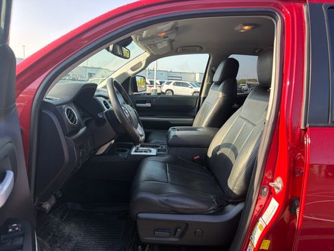 Used 2019 Toyota Tundra SR5 w/ TRD Off Road Package AWD/4WD image 13