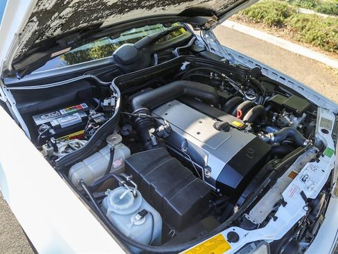 Used 1995 Mercedes-Benz E 320 Convertible image 94