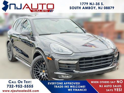 Used 2016 Porsche Cayenne GTS AWD/4WD image 1