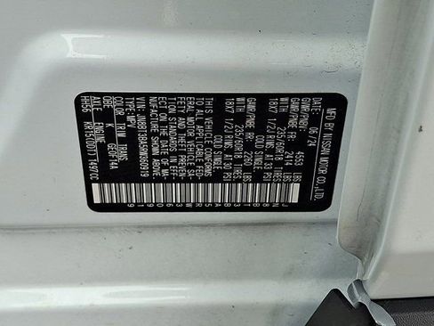 Used 2024 Nissan Rogue SV w/ SV Premium Package image 32