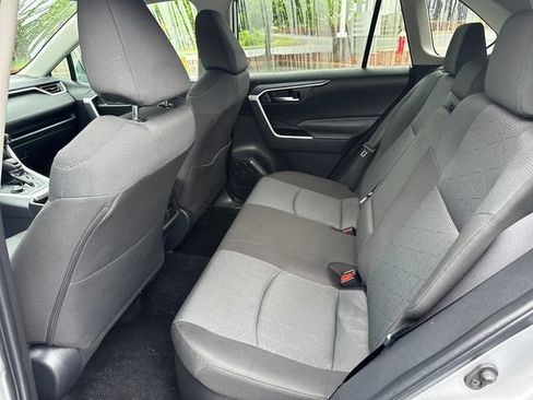 Certified 2025 Toyota RAV4 XLE AWD/4WD image 19