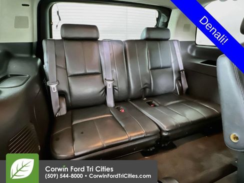 Used 2007 GMC Yukon Denali AWD/4WD image 16