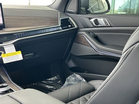 New 2026 BMW X5 xDrive40i w/ Executive Package image 61