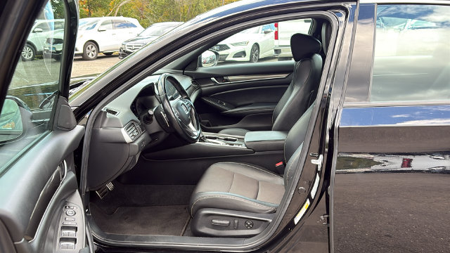 Used 2022 Honda Accord Sport image 10