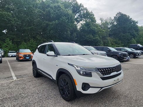 Used 2022 Kia Seltos Nightfall Edition AWD/4WD image 7