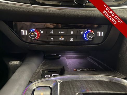 Used 2023 Buick Enclave Essence w/ Experience Buick Package image 28