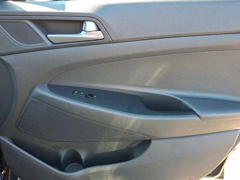 Used 2017 Hyundai Tucson SE image 10