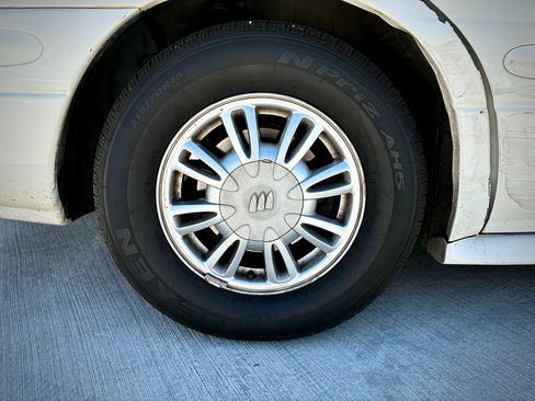 Used 2005 Buick Le Sabre Custom FWD image 22