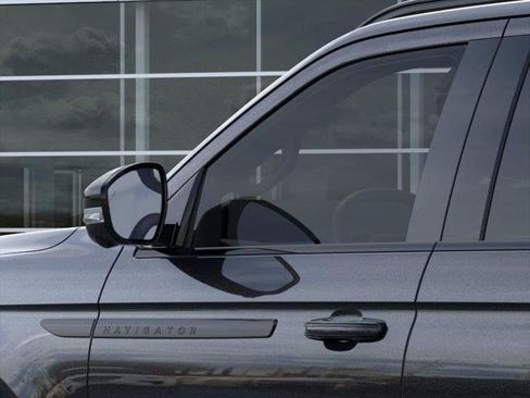 New 2026 Lincoln Navigator L Reserve w/ Jet Appearance Package image 20