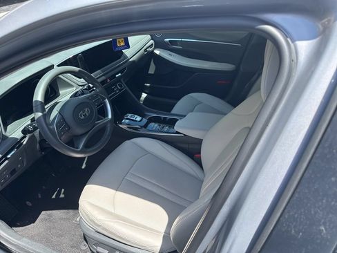 Used 2023 Hyundai Sonata Limited FWD image 11