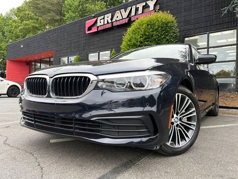 Used 2019 BMW 530e w/ Convenience Package RWD image 2