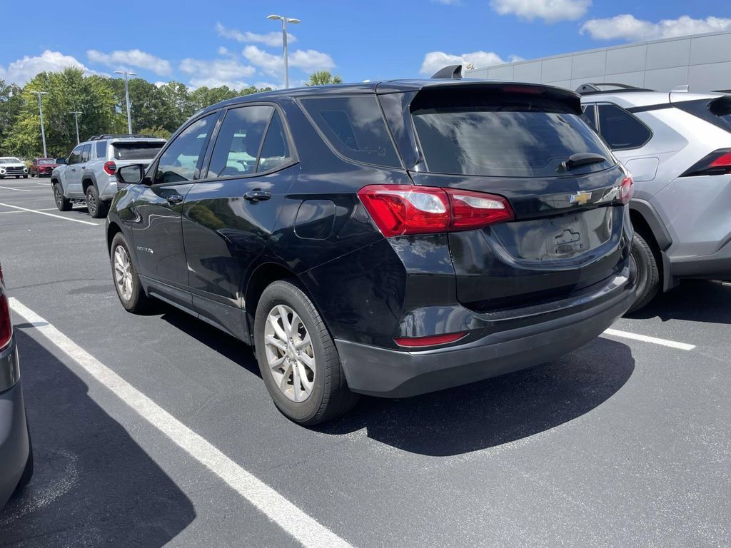 Used 2019 Chevrolet Equinox LS FWD image 10