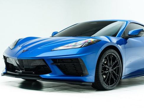 Used 2025 Chevrolet Corvette Stingray Coupe w/ 1LT RWD image 10