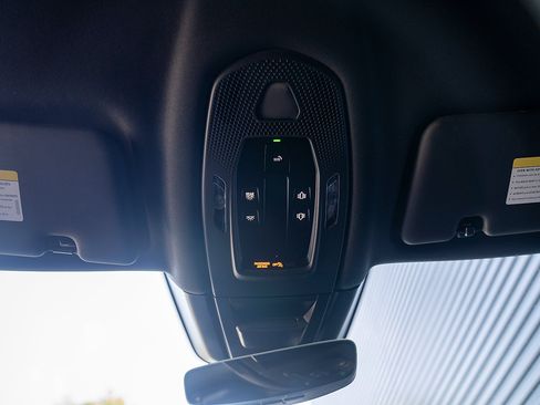 Certified 2026 Porsche Cayenne Coupe AWD/4WD image 21
