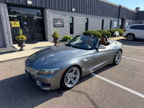 Used 2011 BMW Z4 sDrive35is RWD image 3